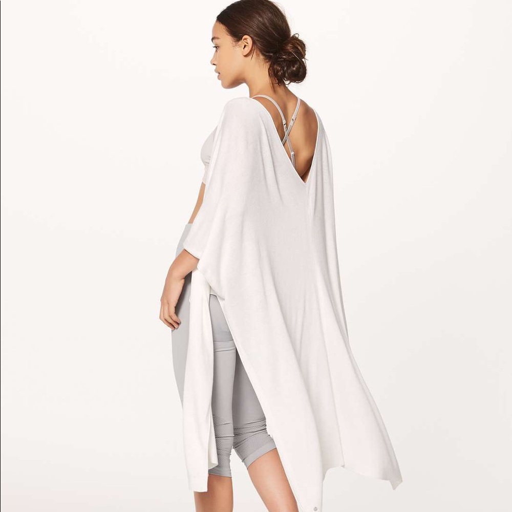 Lululemon 🍋 Taryn Toomey heart opener wrap NEW